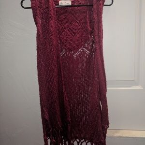 Sleeveless hooded sweater